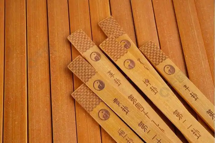 周易第五十七卦巽为风（巽卦）详解，看完自己就会占卦了